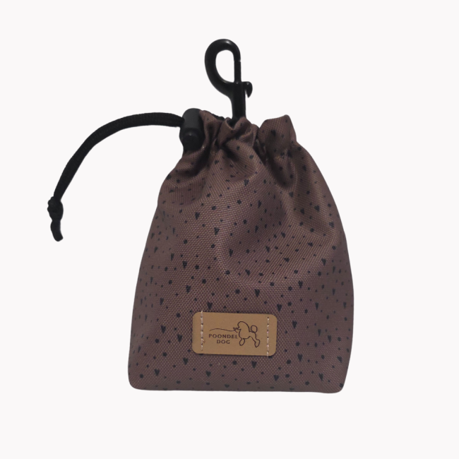 saszetka na smaczki sweetheart brownie poondel dog.png