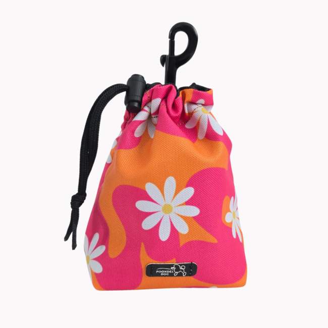 saszetka na smaczki flower pawer poondel dog.png
