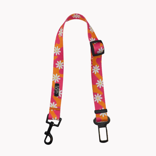 pas samochodowy flower pawer poondel dog.png