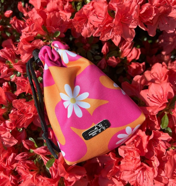 saszetka na smaczki flower pawer poondel dog vol 2